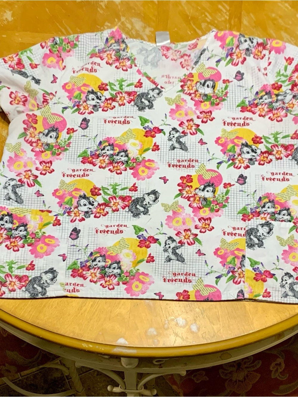 DISNEY CHIP DALE CHIPMUNKS Scrub Top 3x